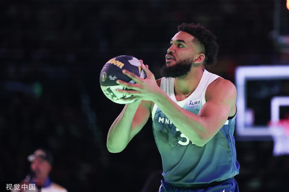 塞卡在AT 塞卡在AT