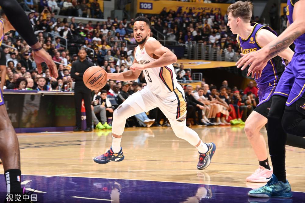 屈不挠的斗 屈不挠的斗